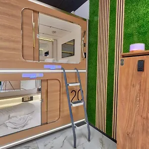 Capsule Kapszulahotel